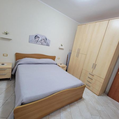 Appartamenti Vincenzo Lampedusa Bagian luar foto