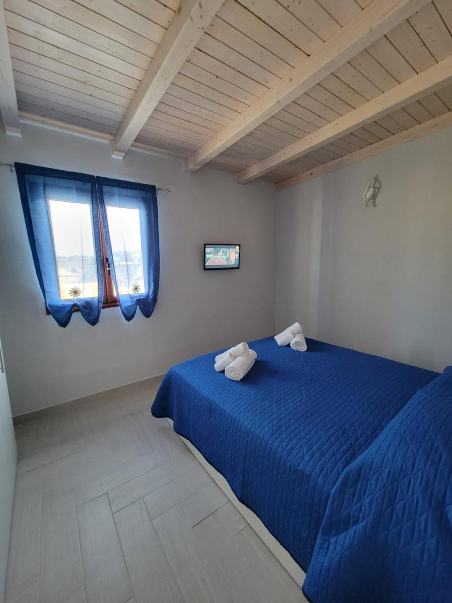 Appartamenti Vincenzo Lampedusa Bagian luar foto