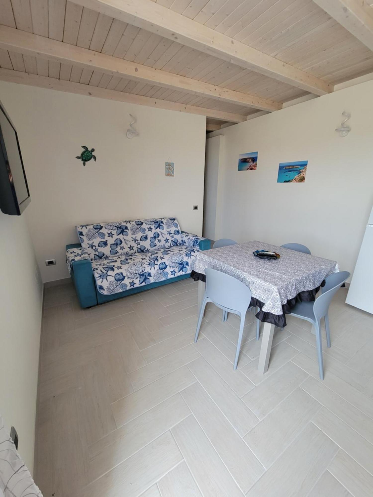 Appartamenti Vincenzo Lampedusa Bagian luar foto