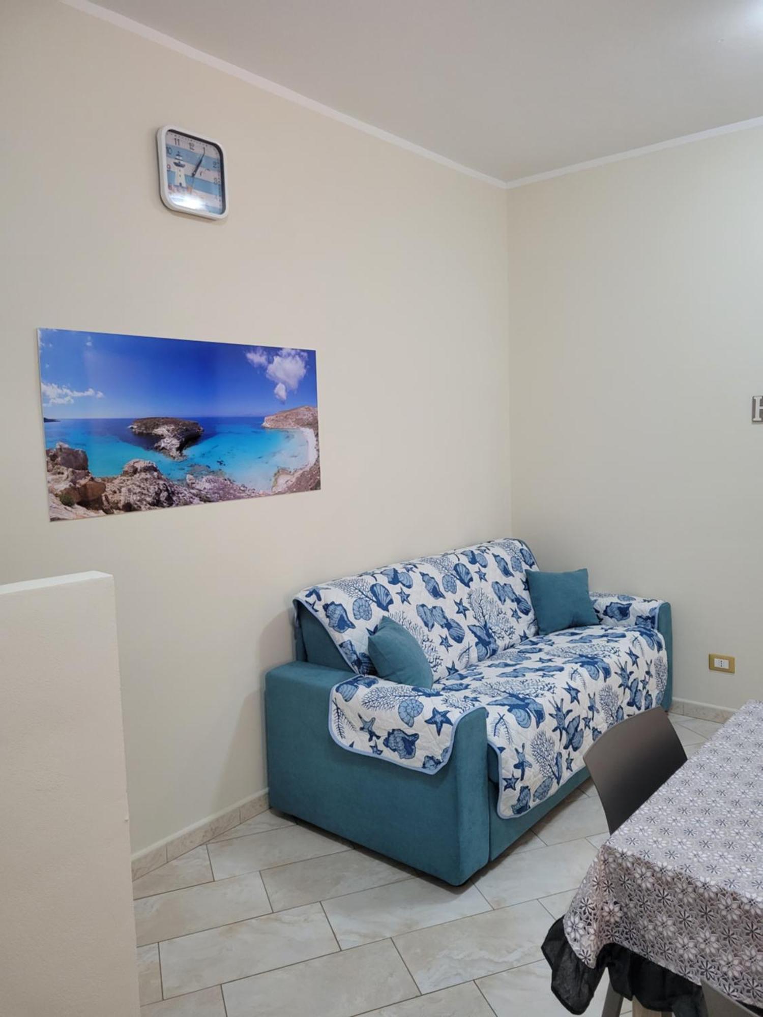 Appartamenti Vincenzo Lampedusa Bagian luar foto